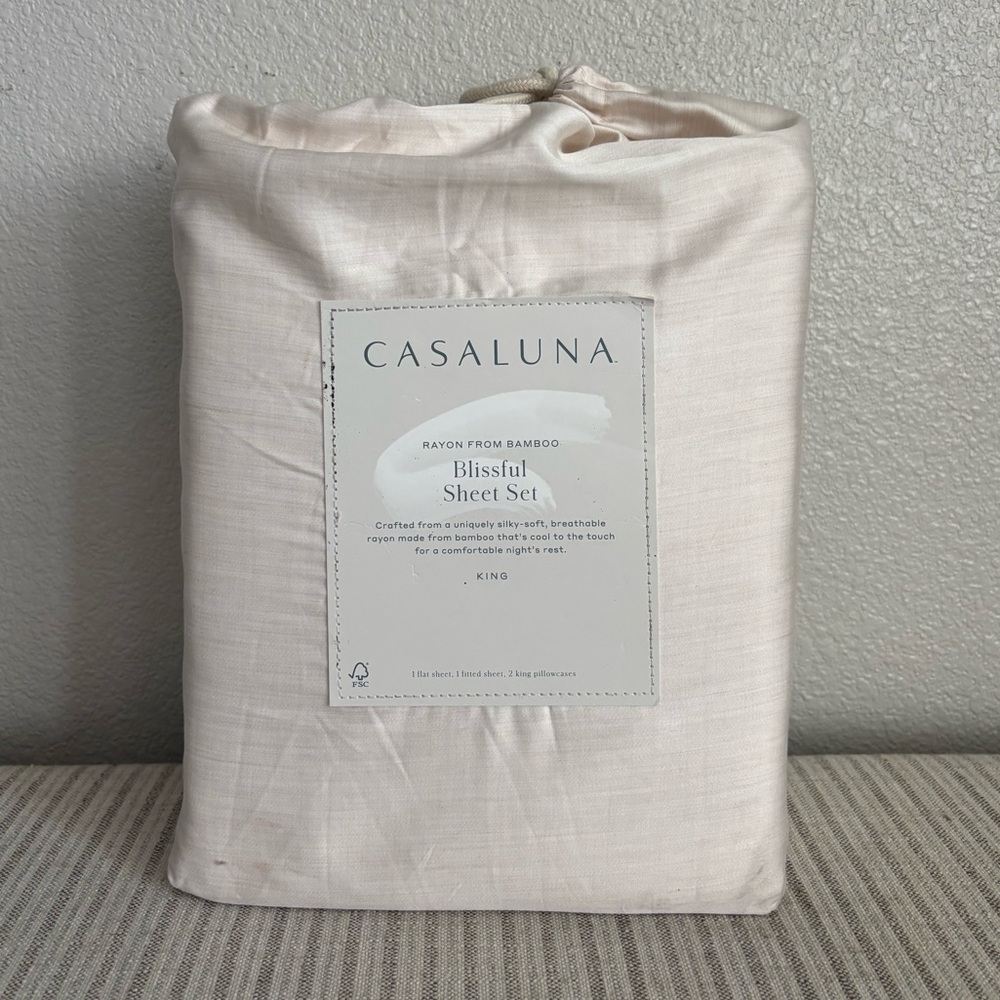 NWT King 400 Thread Count Rayon from Bamboo Sheet
Set Natural - Casaluna